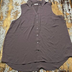 Maurices Sleeveless Button-Down Shirt - Mauvish- Gray